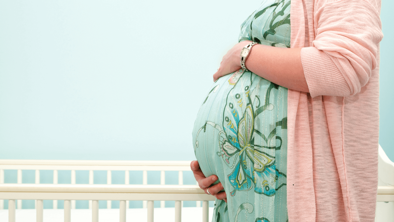 How to Safely Use Nail Polish During Pregnancy